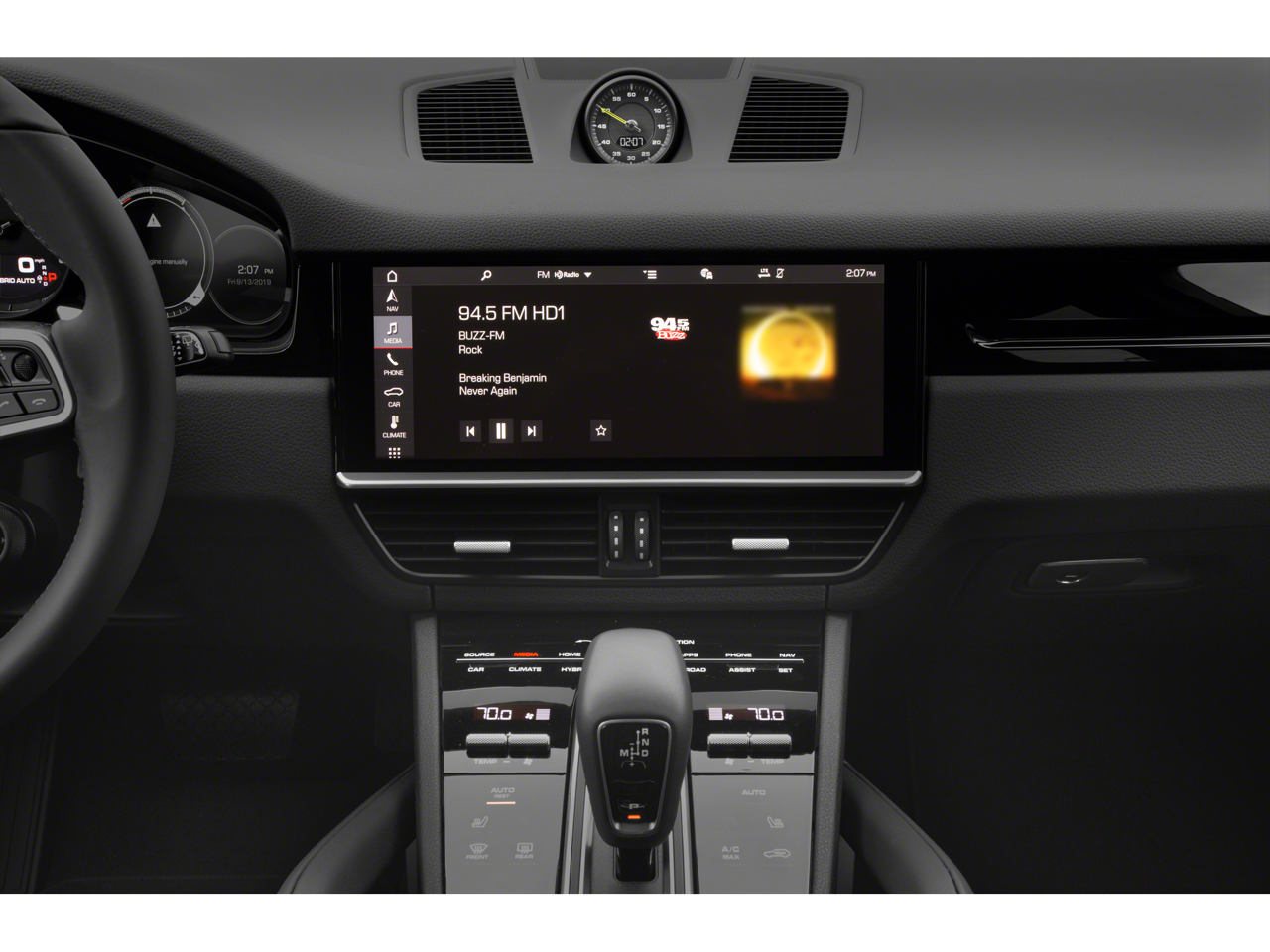 2023 Porsche Cayenne Platinum Edition