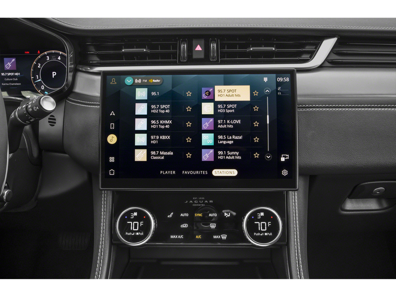 2024 Jaguar F-PACE R-Dynamic S