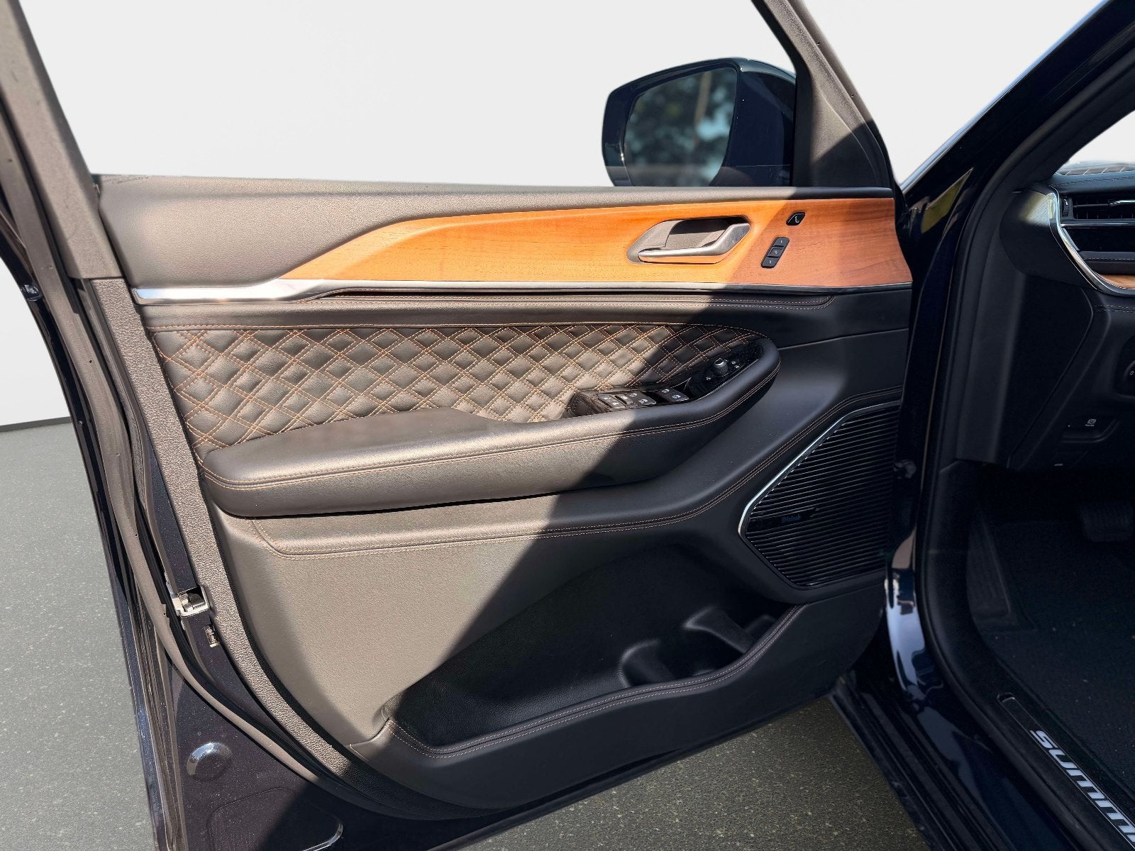 2024 Jeep Grand Cherokee Summit Reserve