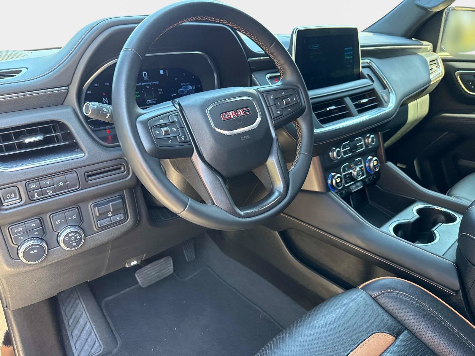 2023 GMC Yukon AT4