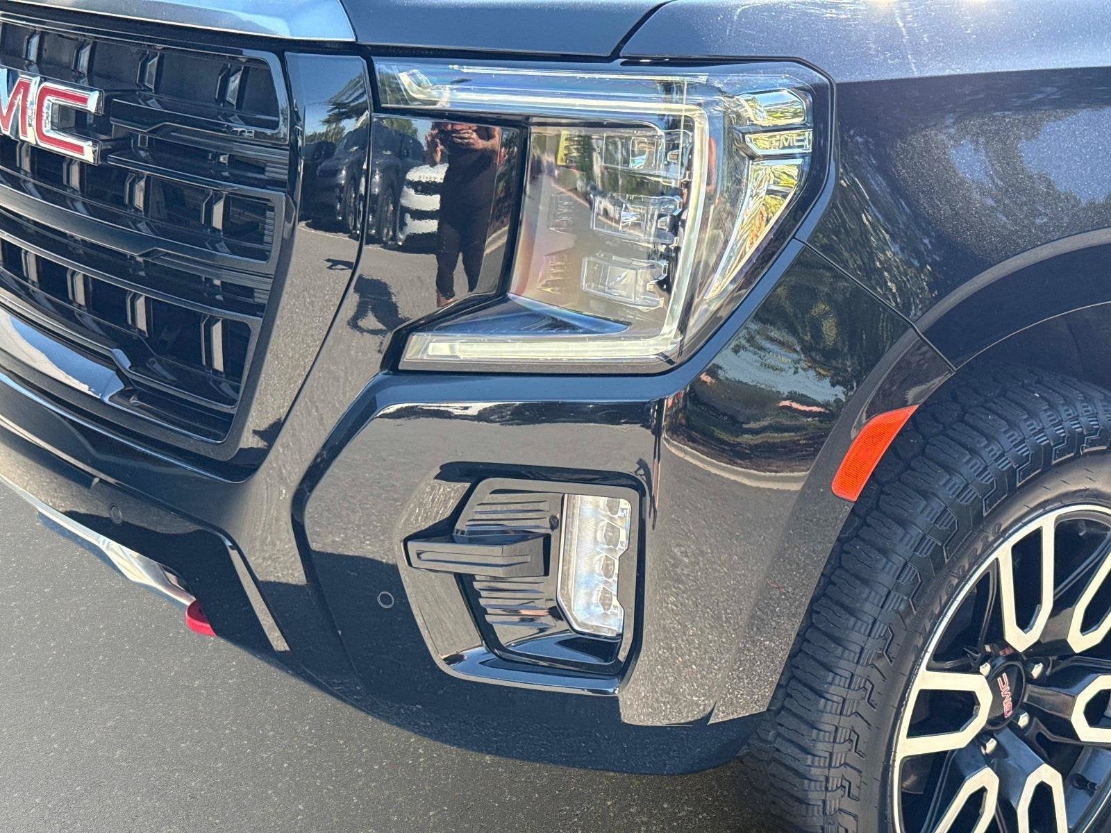 2023 GMC Yukon AT4