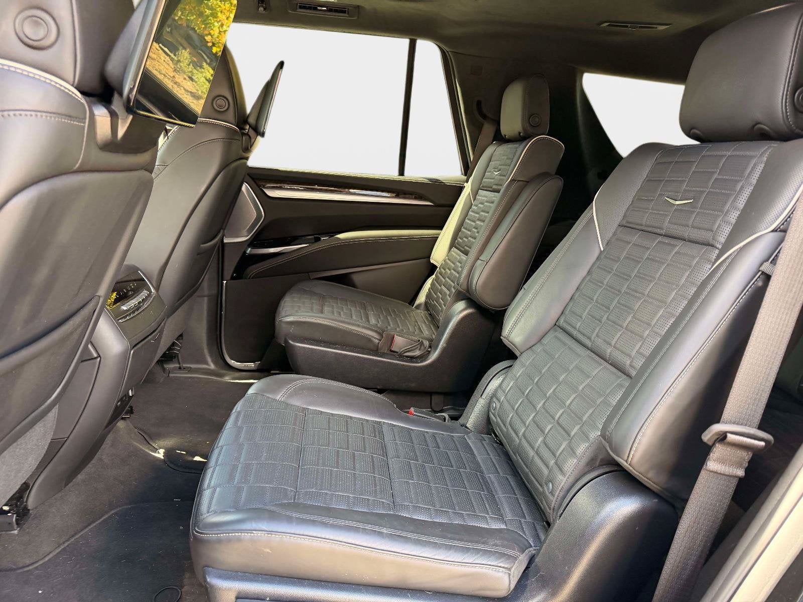 2025 Cadillac Escalade Premium Luxury Platinum