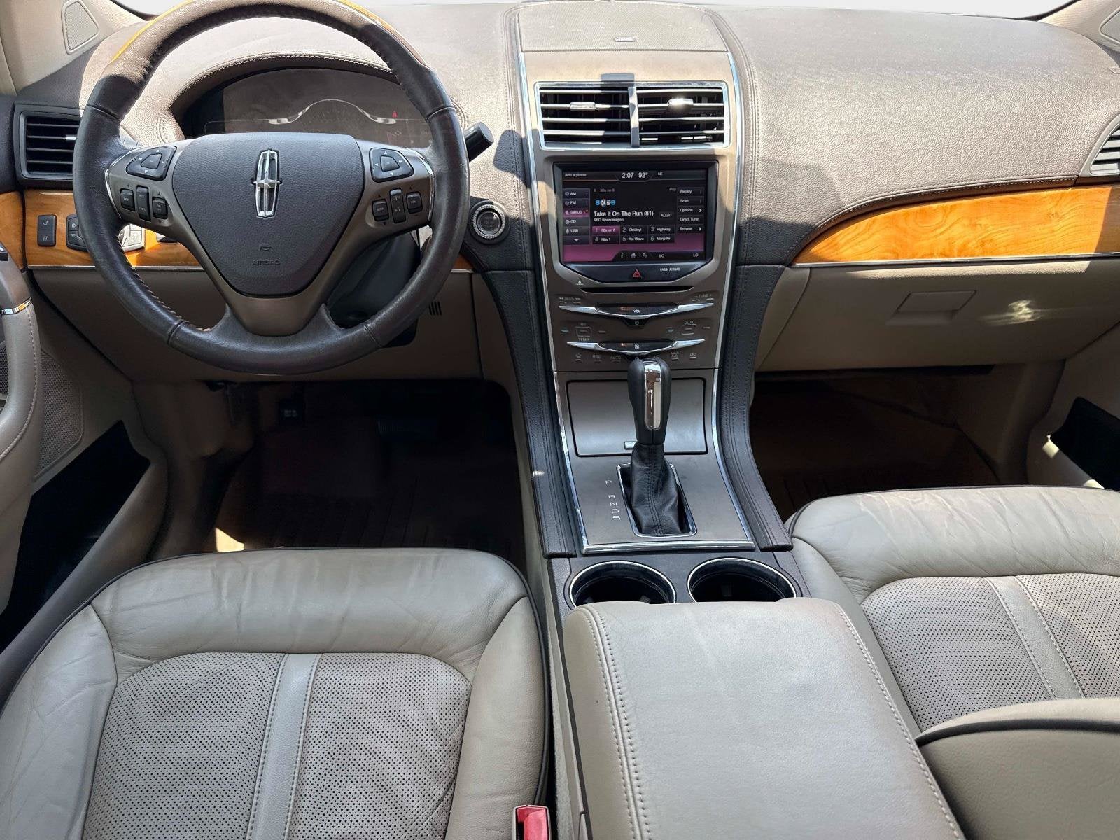 2014 Lincoln MKX Base