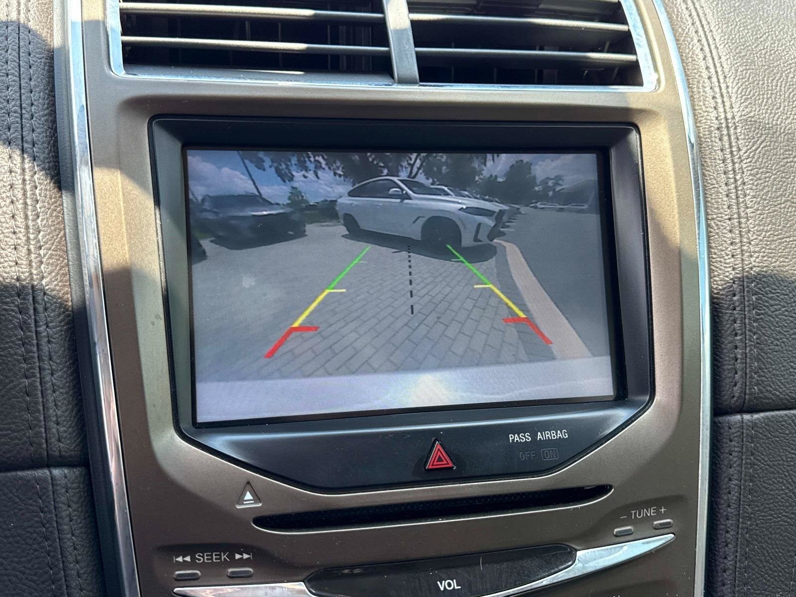2014 Lincoln MKX Base
