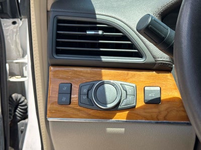 2014 Lincoln MKX Base