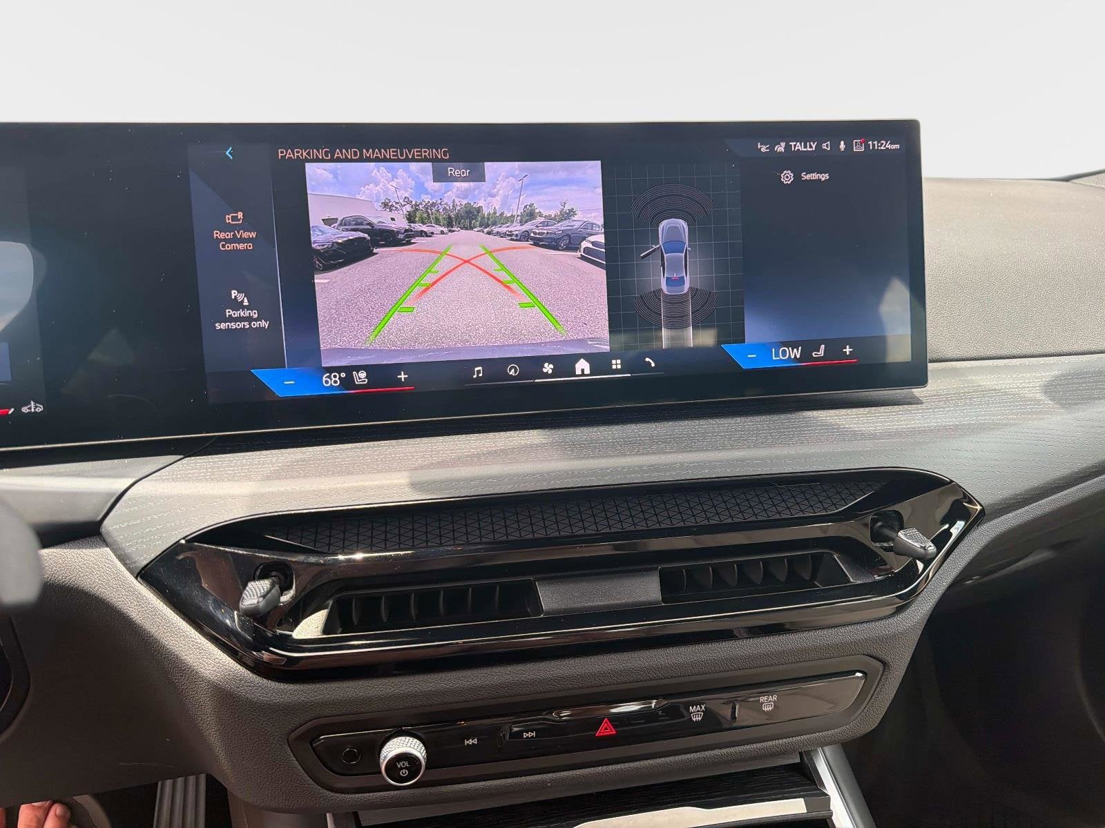 2025 BMW 230i 230i