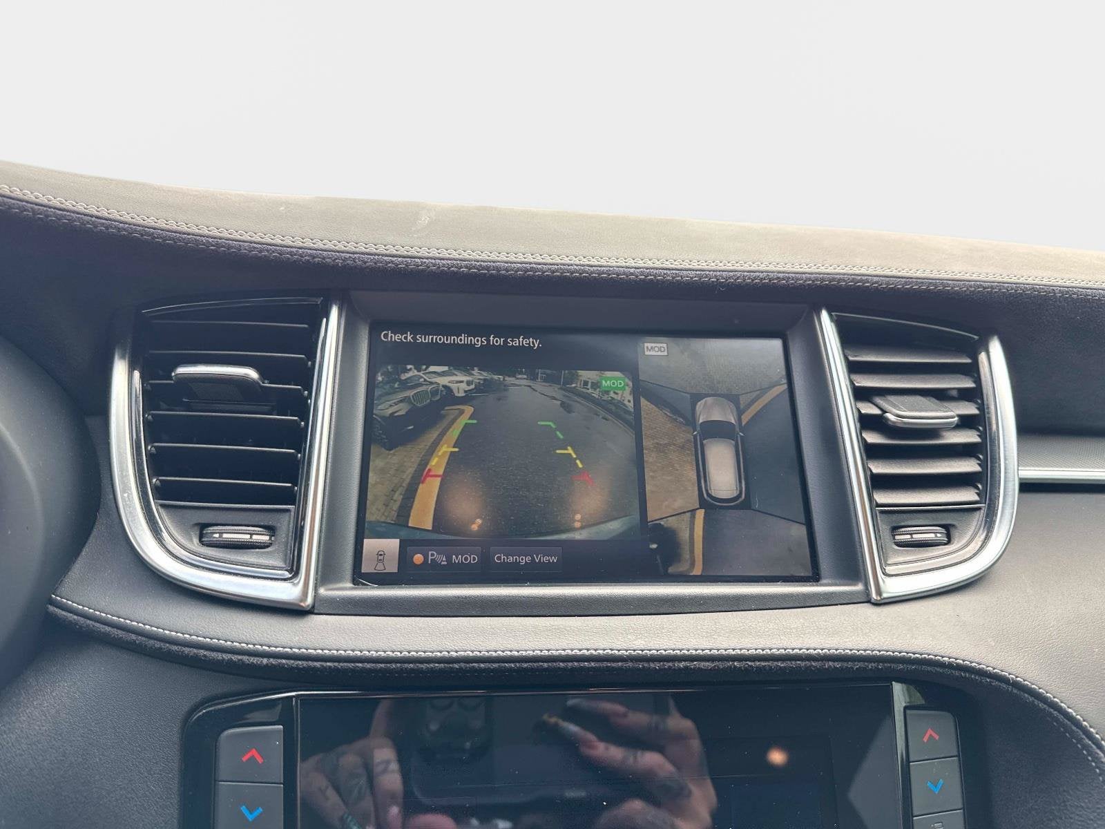 2022 INFINITI QX50 Sensory