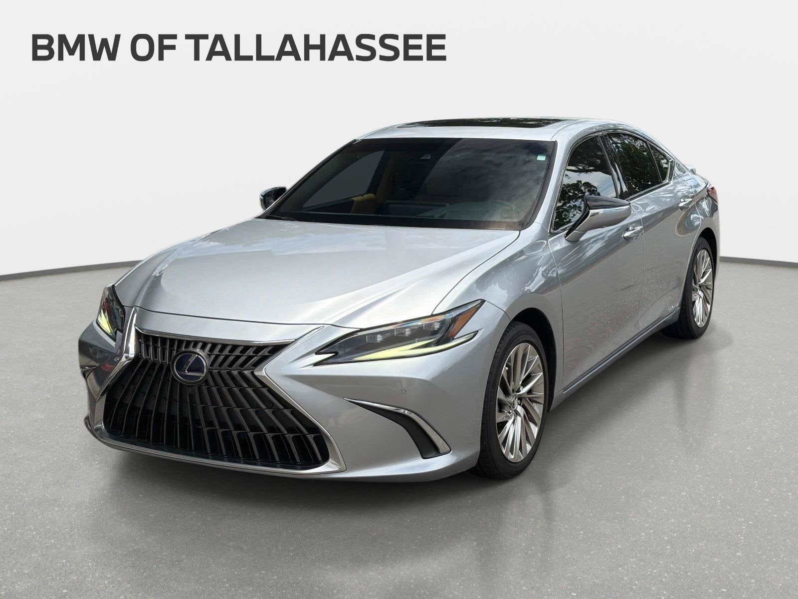 2022 Lexus ES 300h Ultra Luxury
