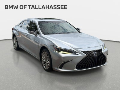 2022 Lexus ES 300h Ultra Luxury