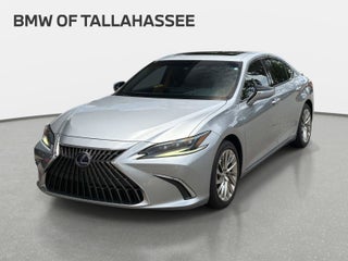 2022 Lexus ES 300h Ultra Luxury