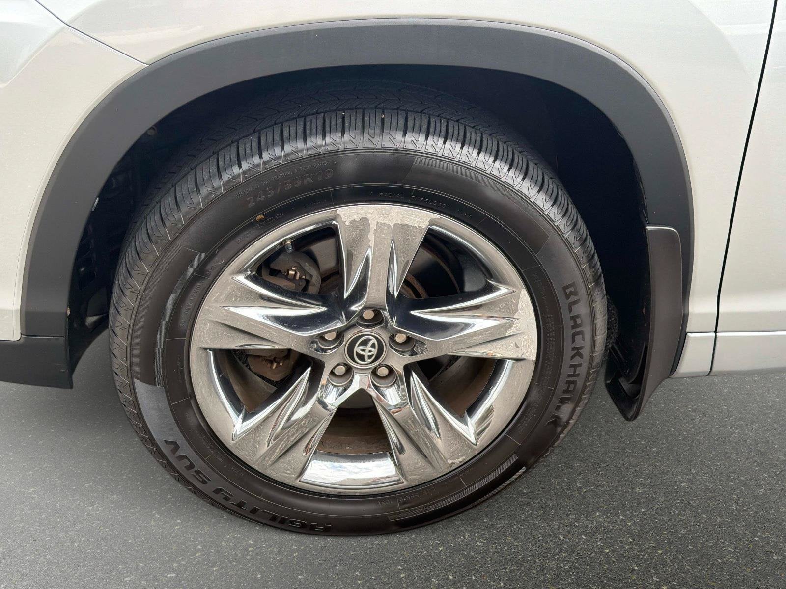 2019 Toyota Highlander Limited Platinum