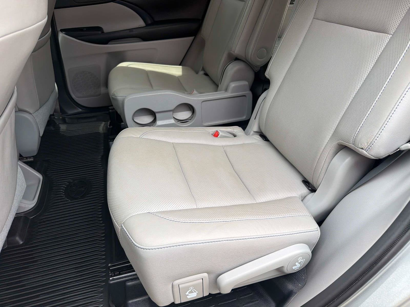 2019 Toyota Highlander Limited Platinum