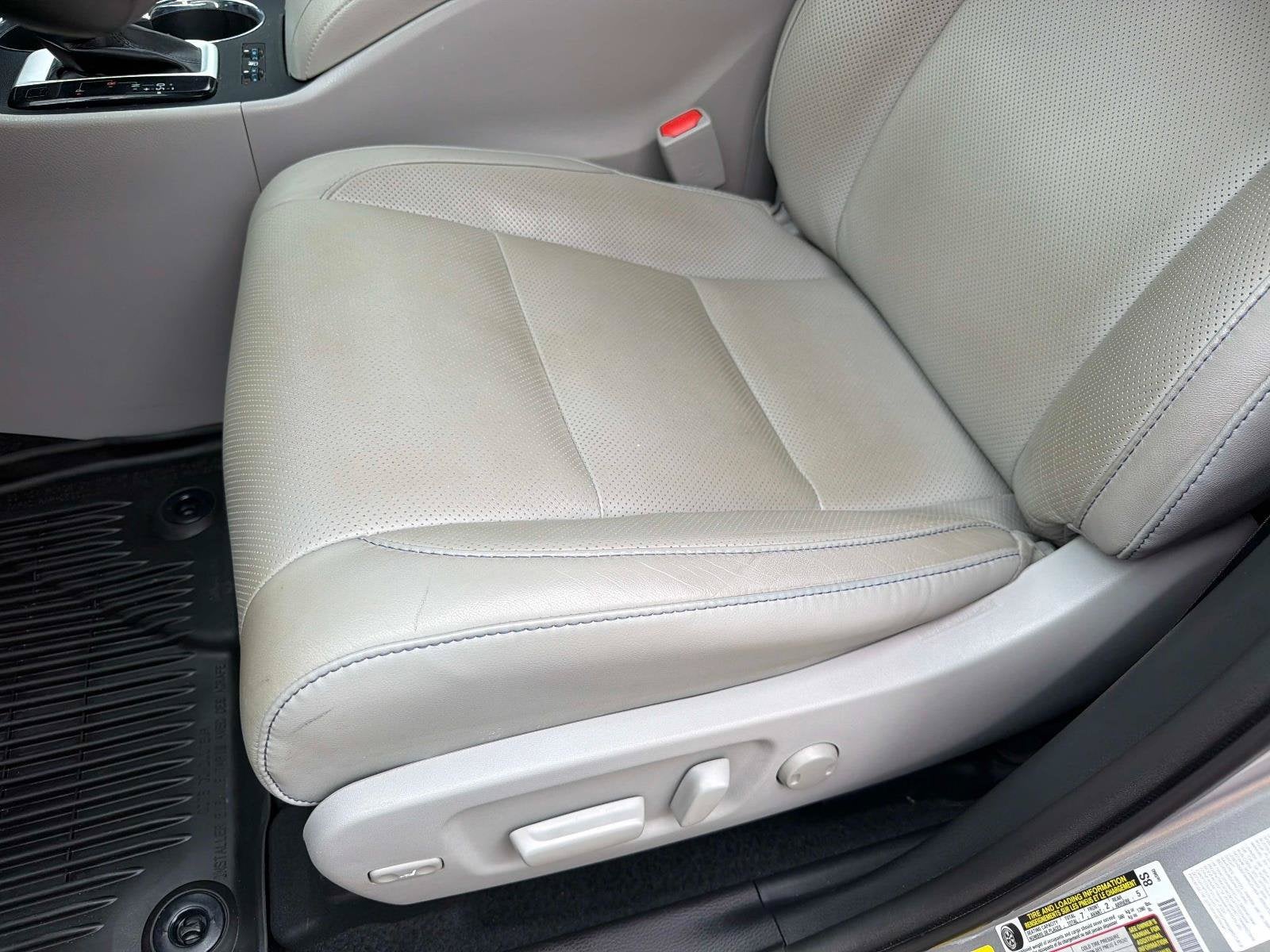 2019 Toyota Highlander Limited Platinum