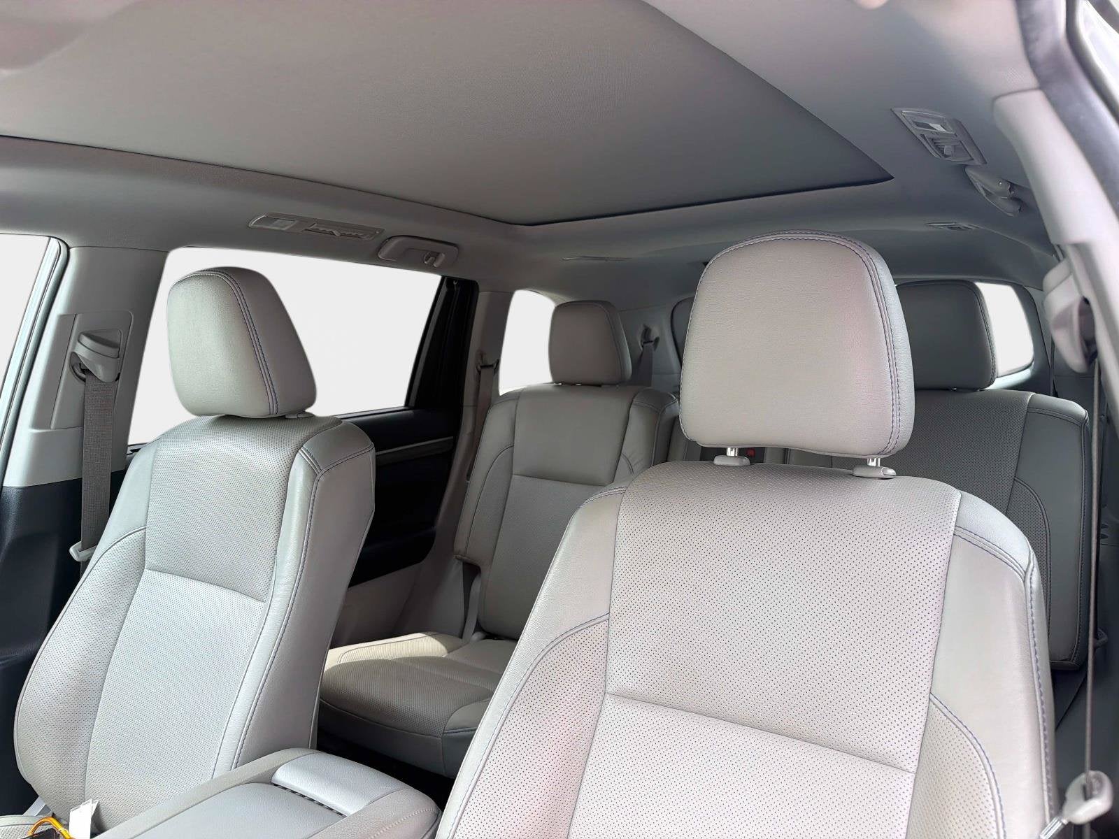 2019 Toyota Highlander Limited Platinum