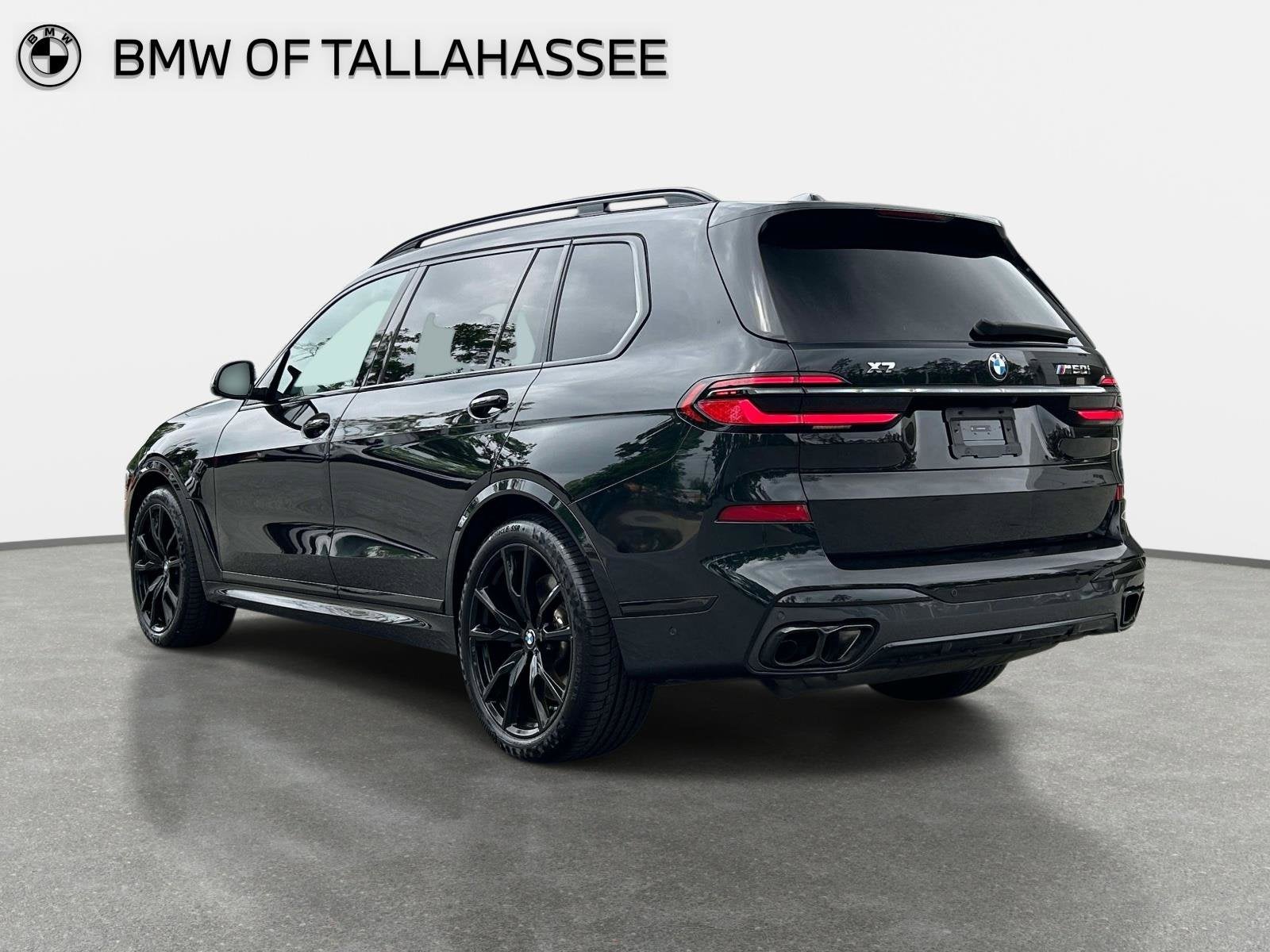 2024 BMW X7 M60i