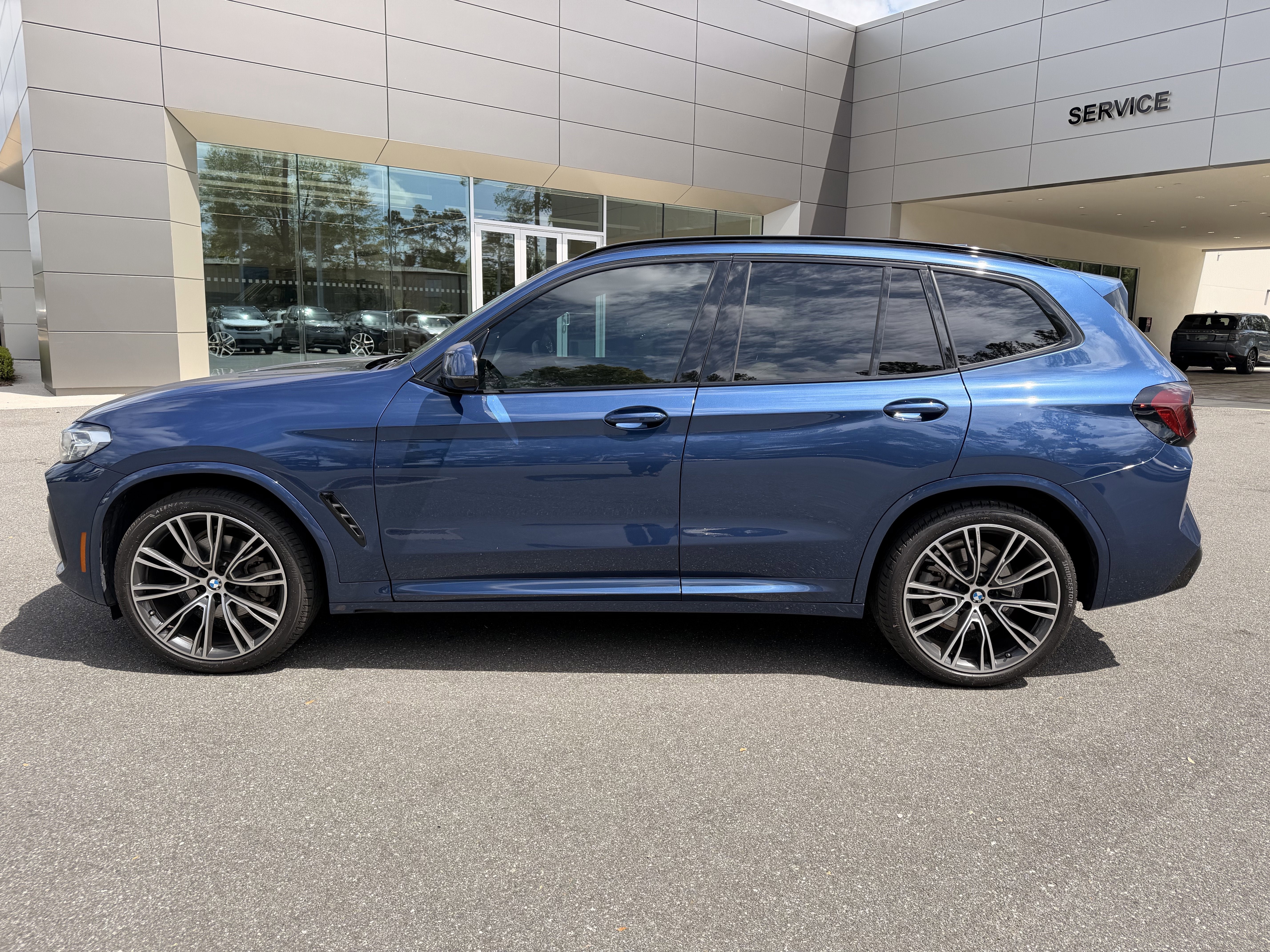 2023 BMW X3 sDrive30i