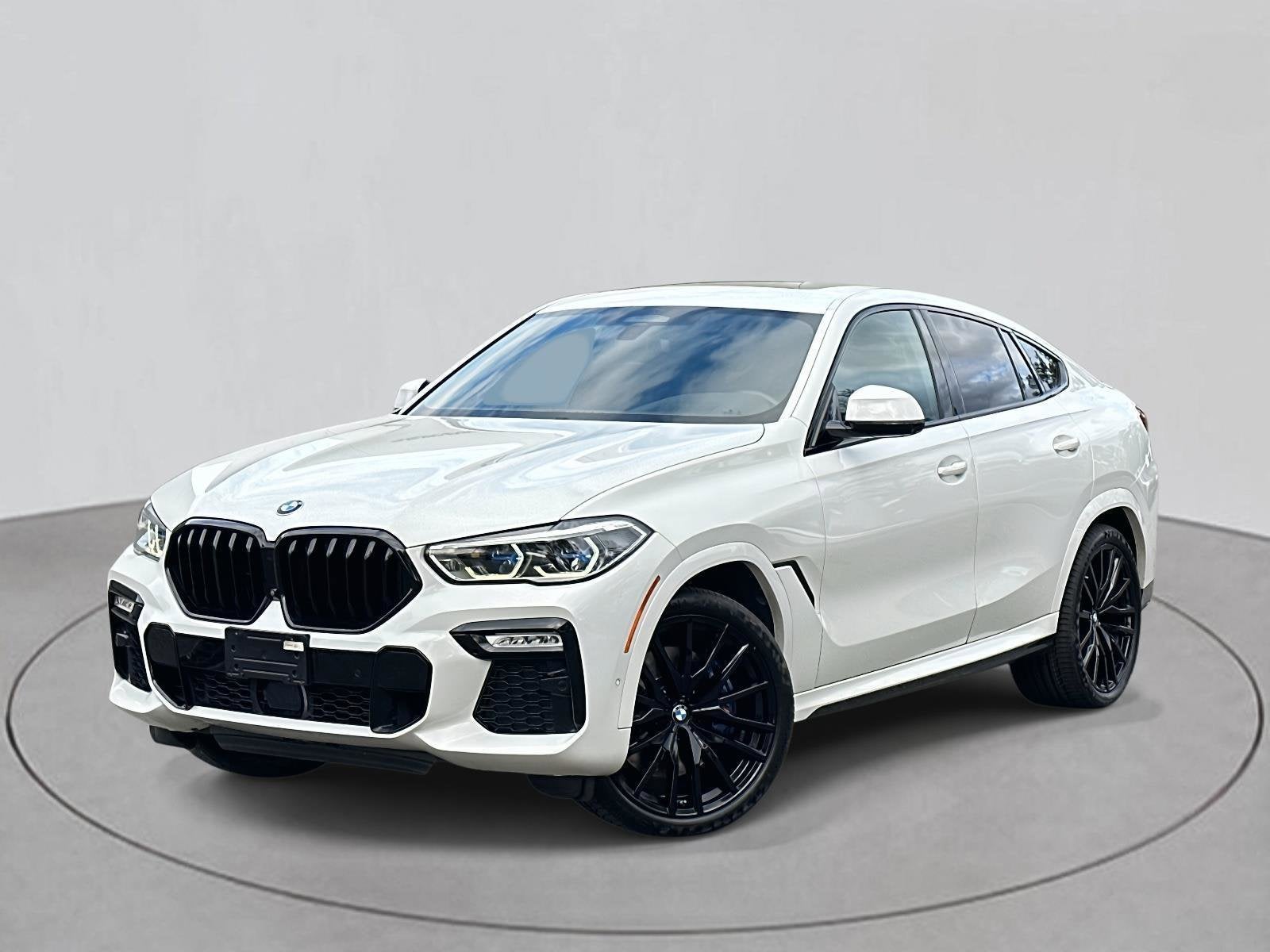 2021 BMW X6 M50i