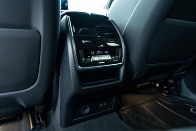 2023 BMW XM Base