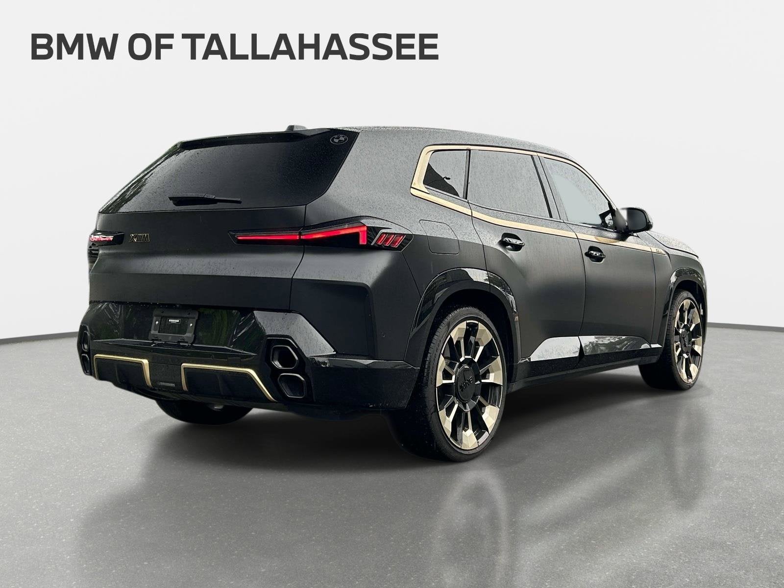 2023 BMW XM Base