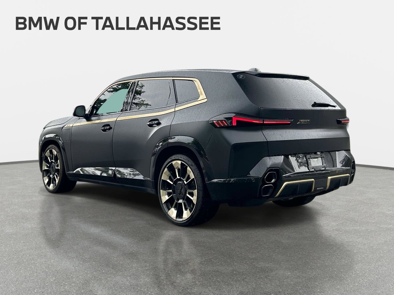 2023 BMW XM Base