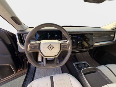 2023 Rivian R1S Adventure