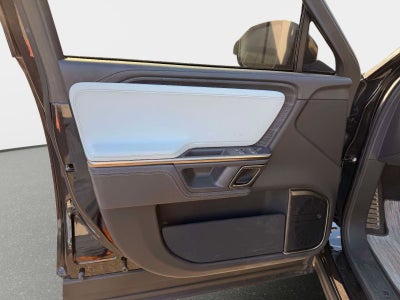 2023 Rivian R1S Adventure