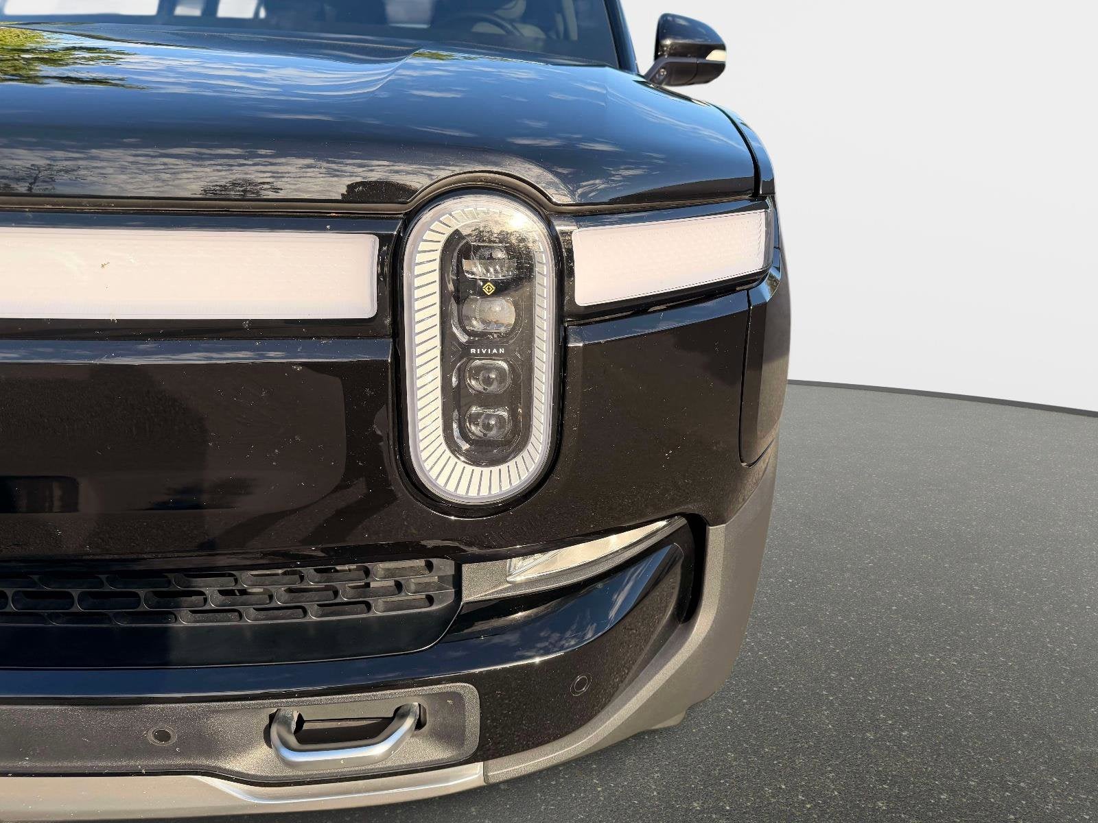 2023 Rivian R1S Adventure