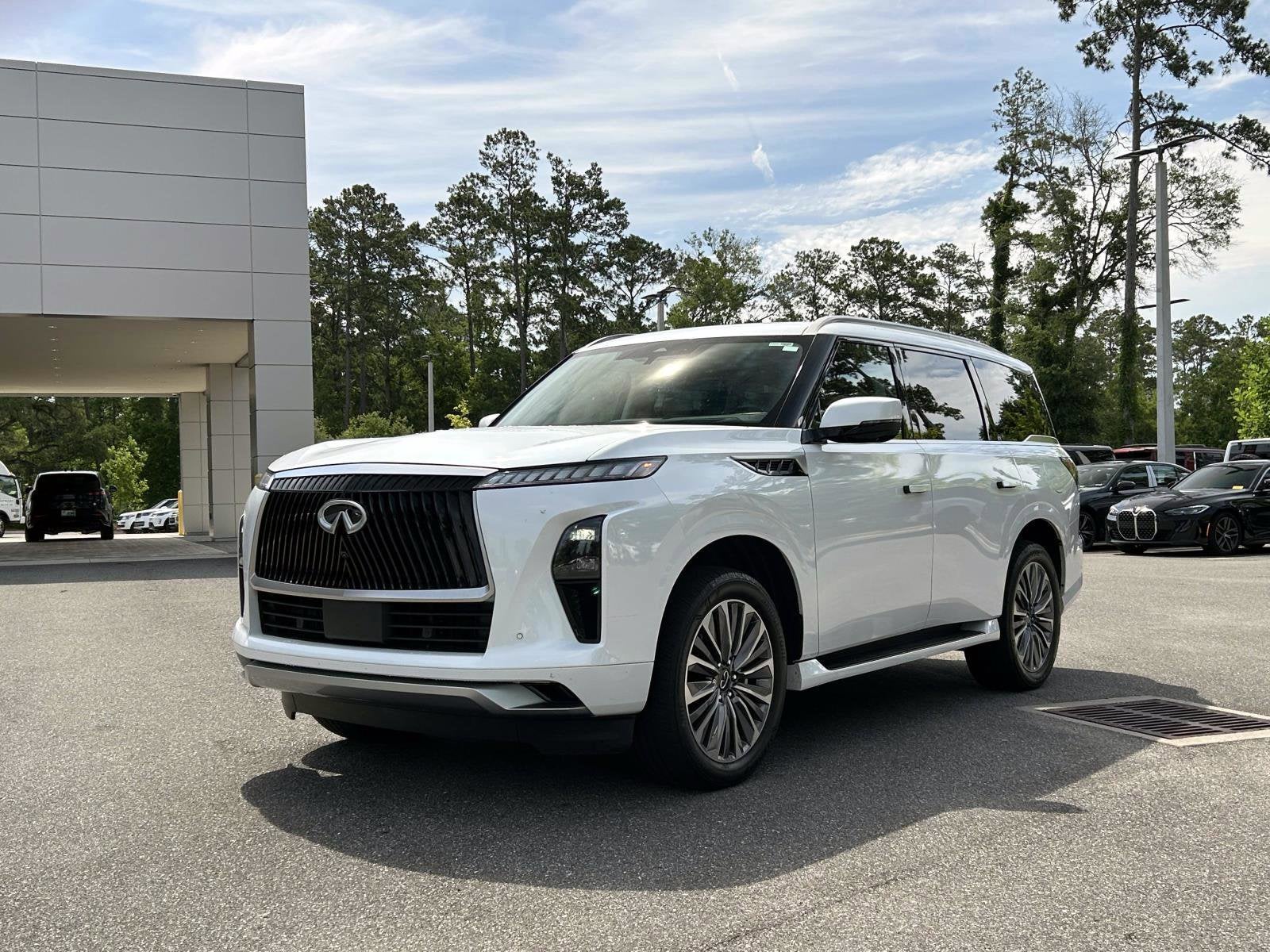 2025 INFINITI QX80 SENSORY