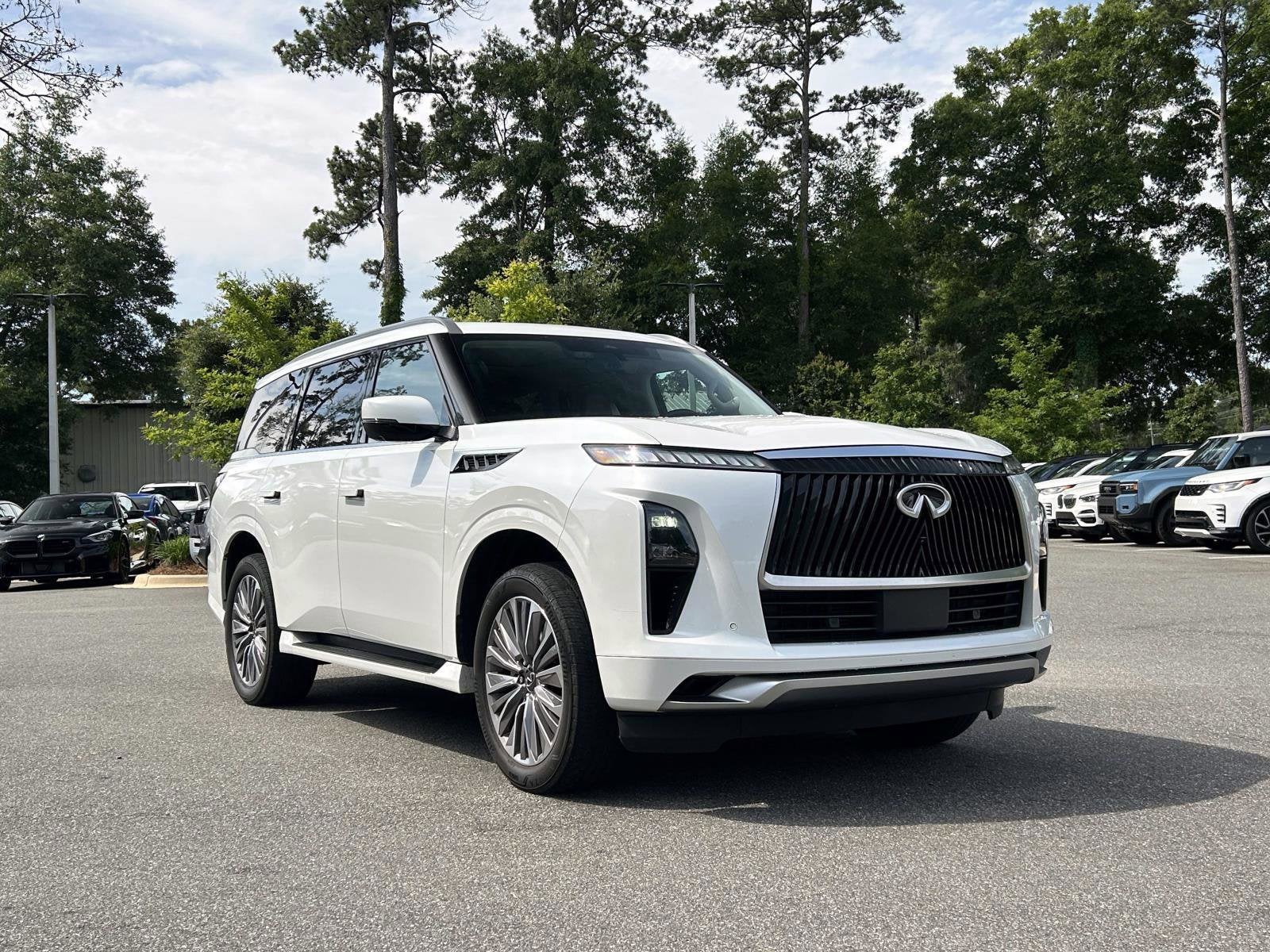 2025 INFINITI QX80 SENSORY