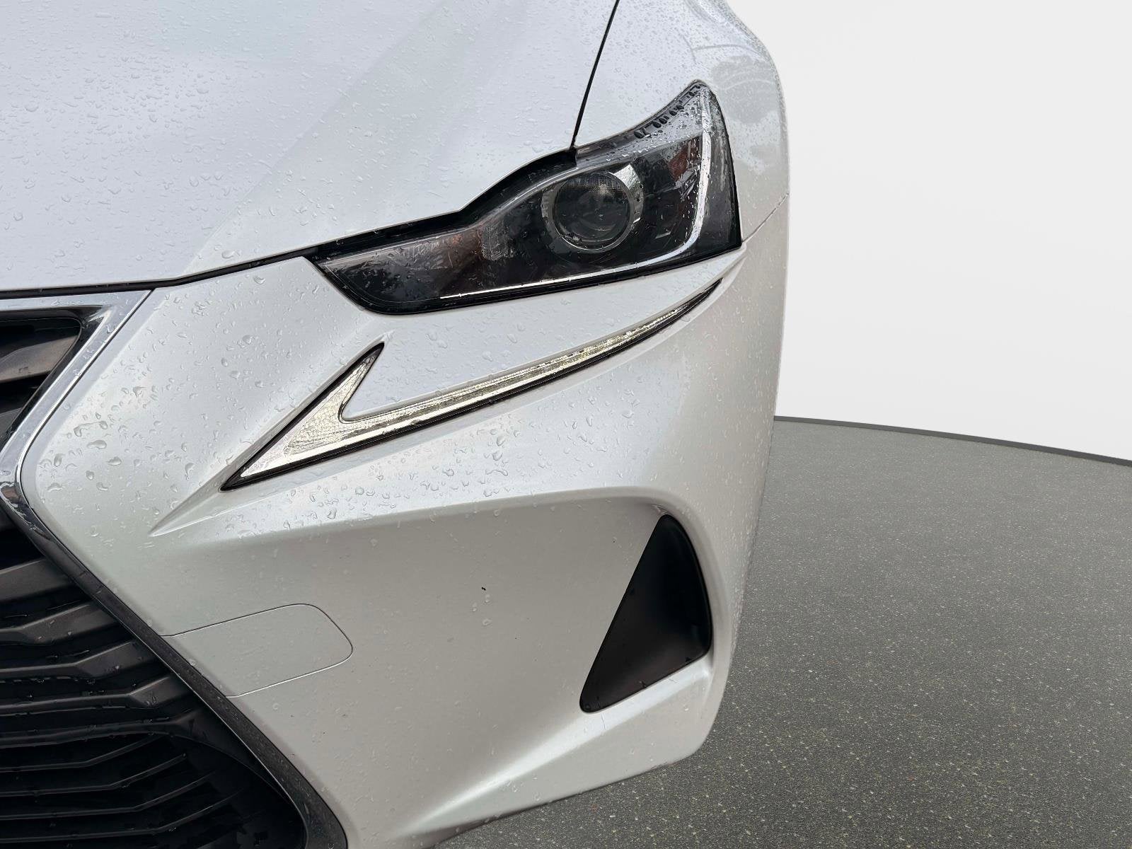 2020 Lexus IS 300