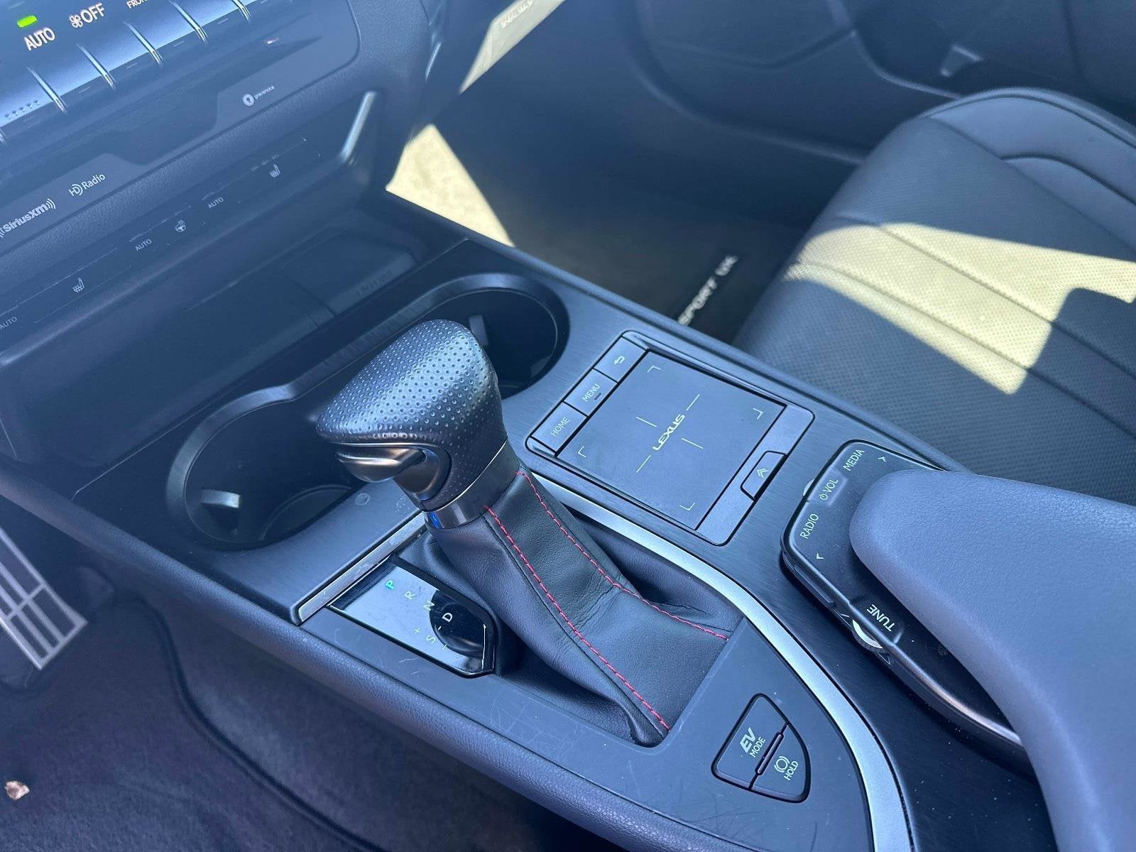 2019 Lexus UX 250h Base