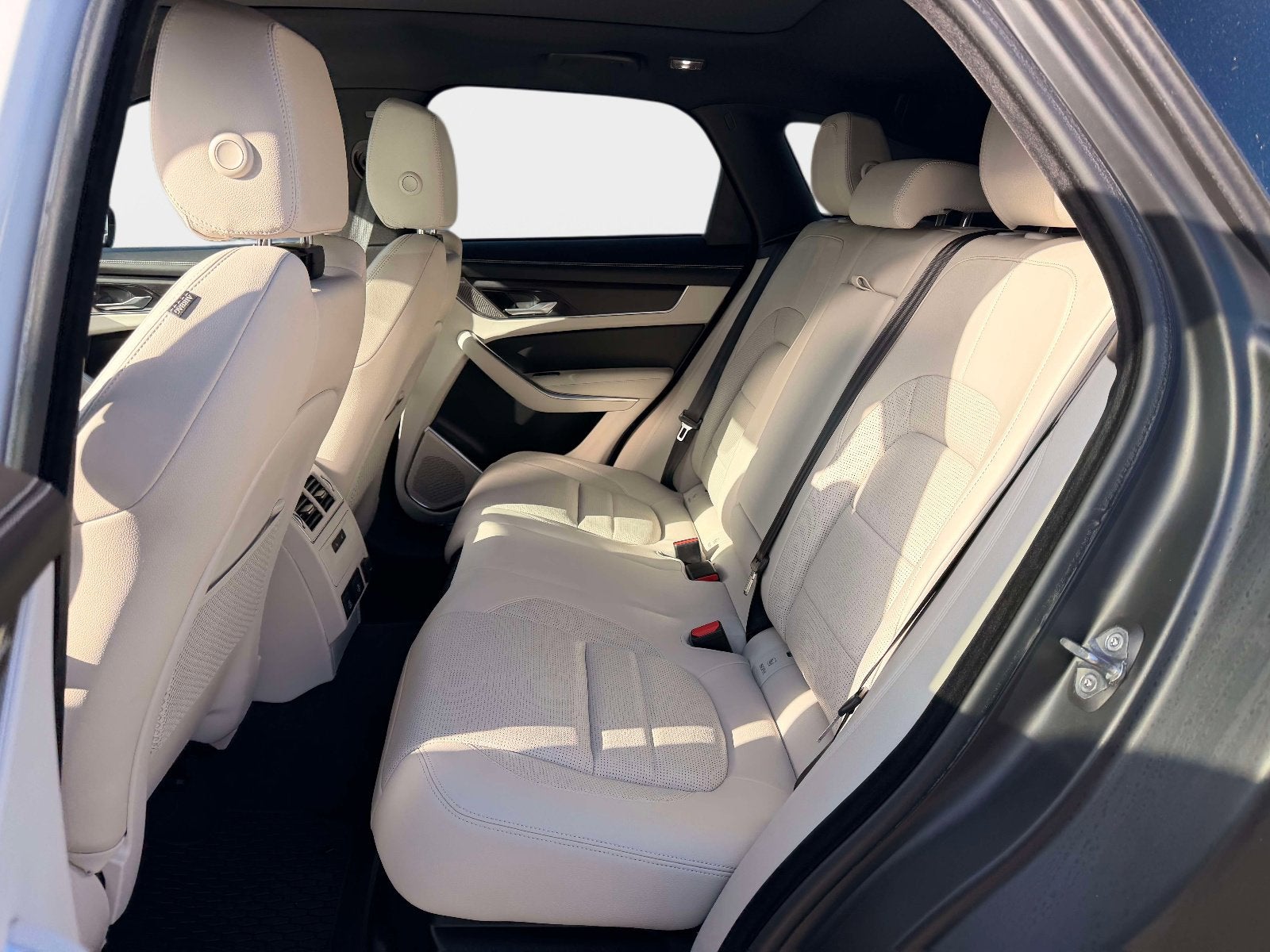 2025 Jaguar F-PACE P250 R-Dynamic S