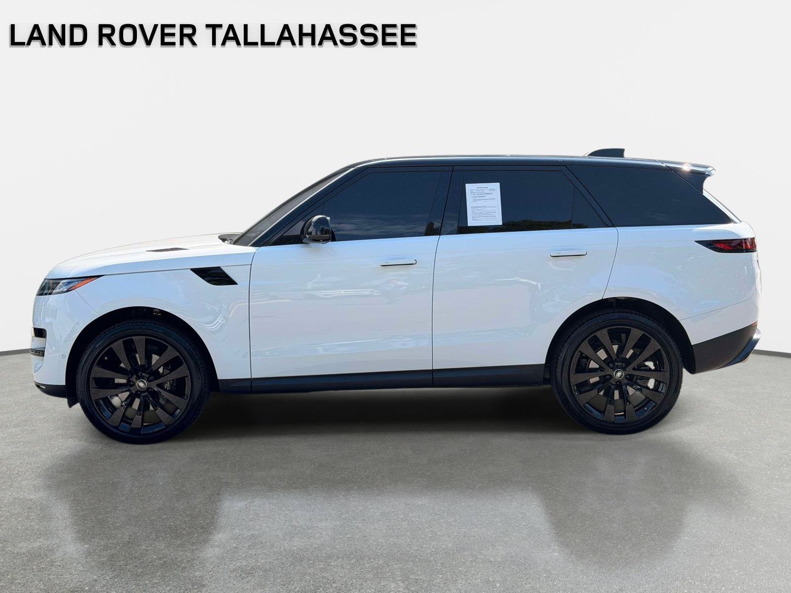 2025 Land Rover Range Rover Sport SE