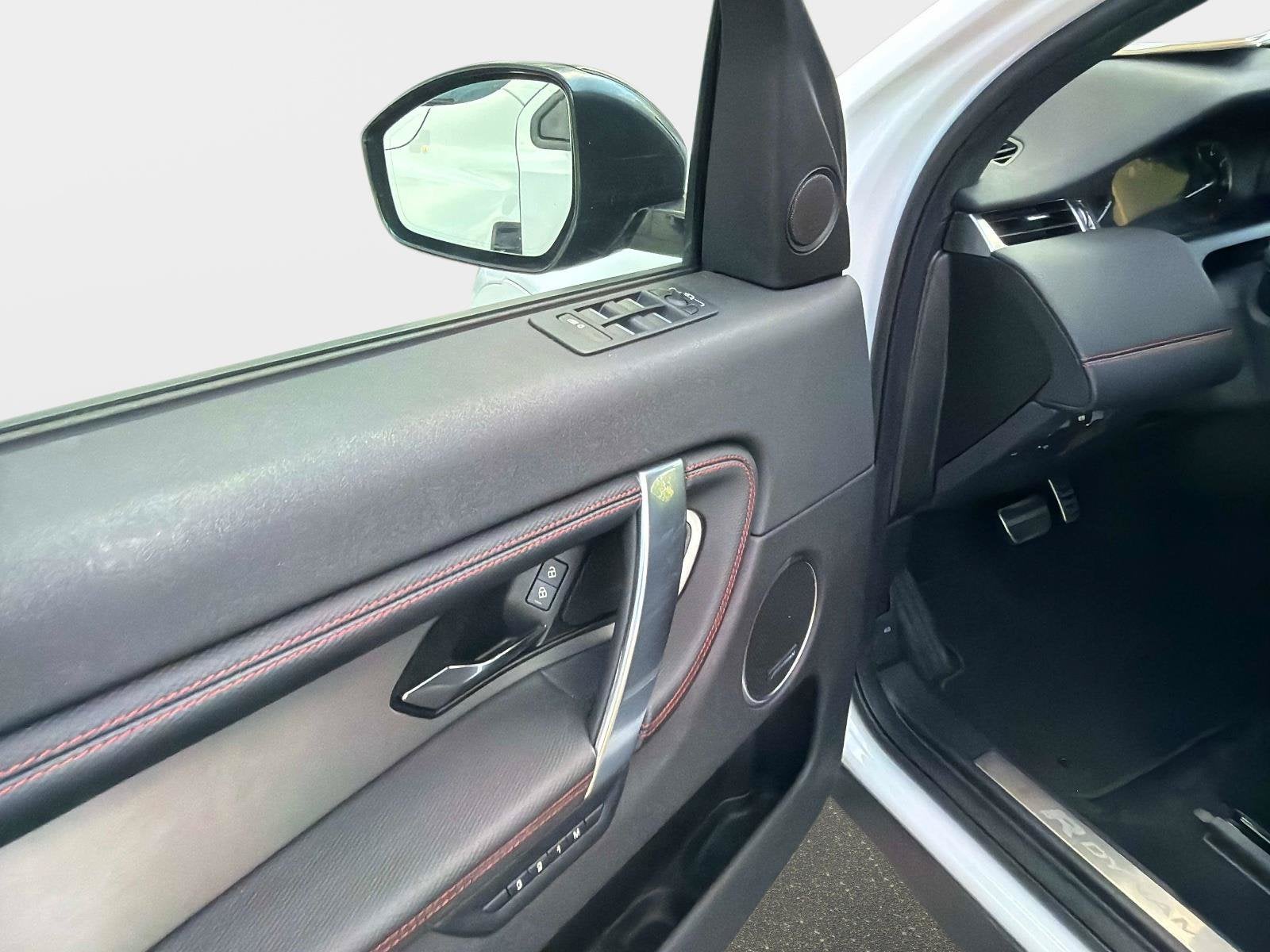 2023 Land Rover Discovery Sport SE R-Dynamic