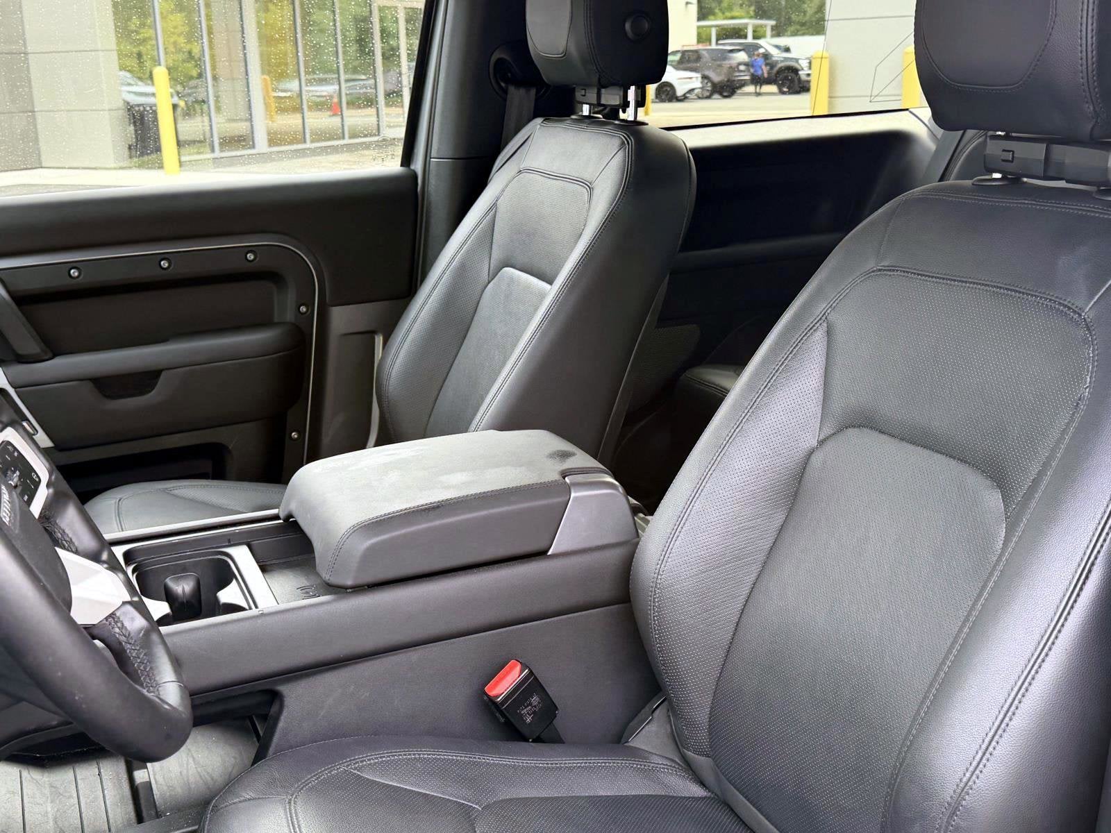 2024 Land Rover Defender 90 S