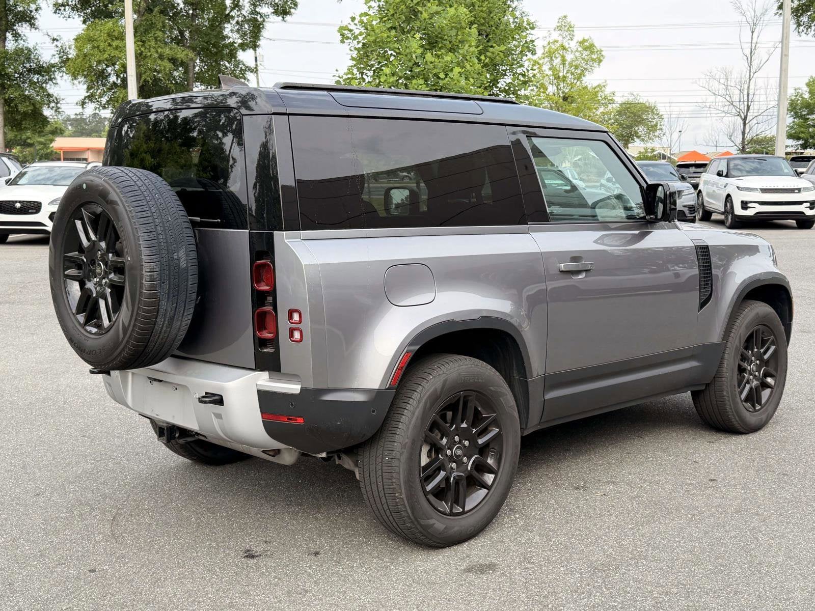 2024 Land Rover Defender 90 S