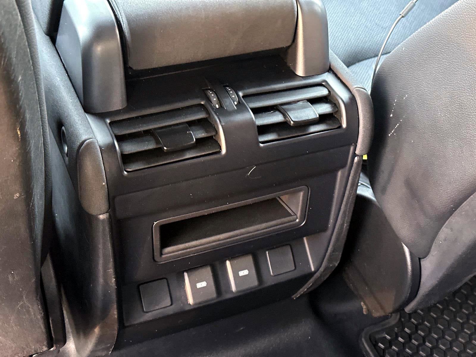 2023 Land Rover Defender 110 S