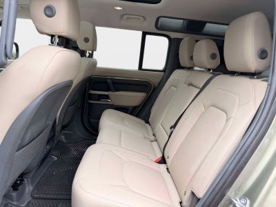 2023 Land Rover Defender 110 SE