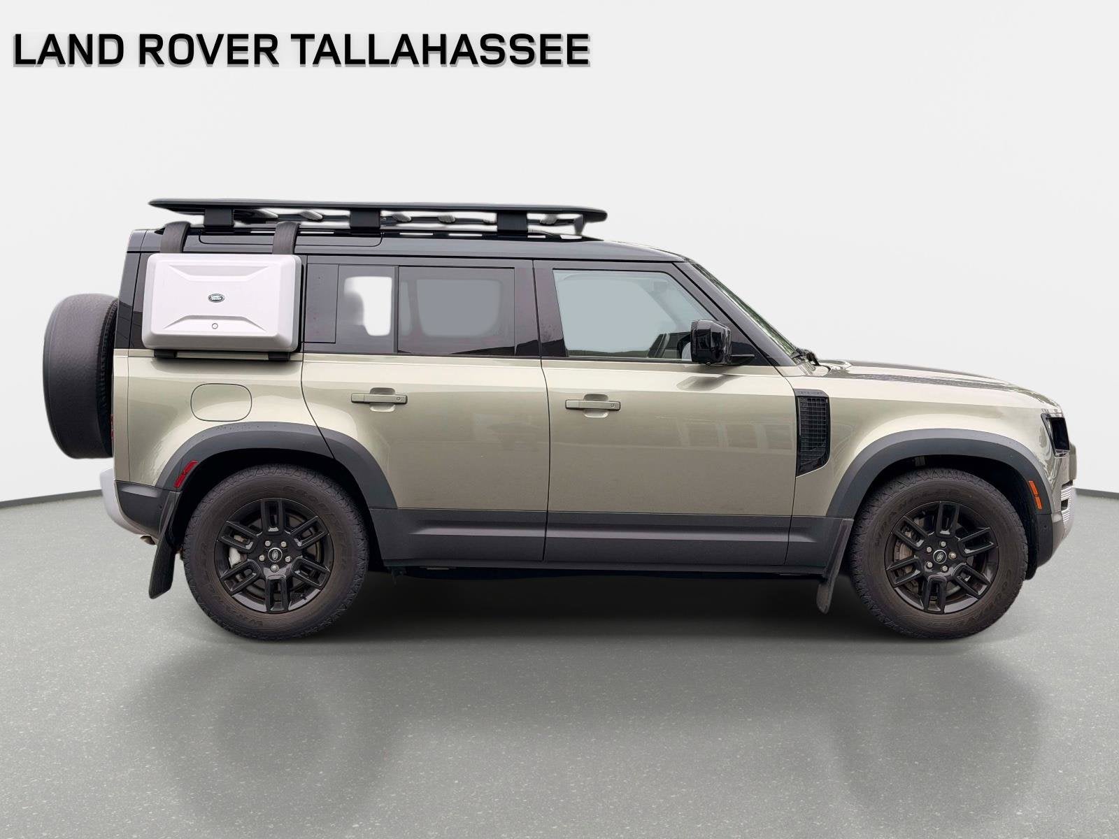 2023 Land Rover Defender 110 SE