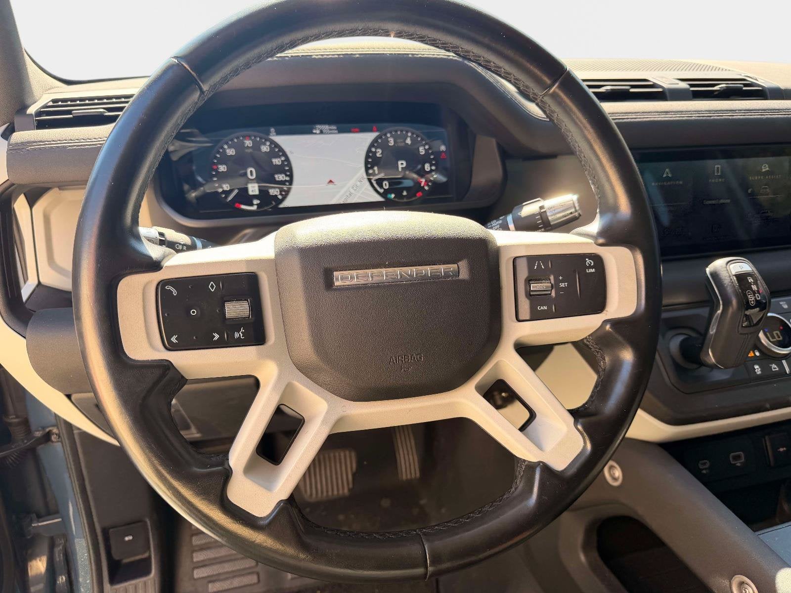 2021 Land Rover Defender 110 SE