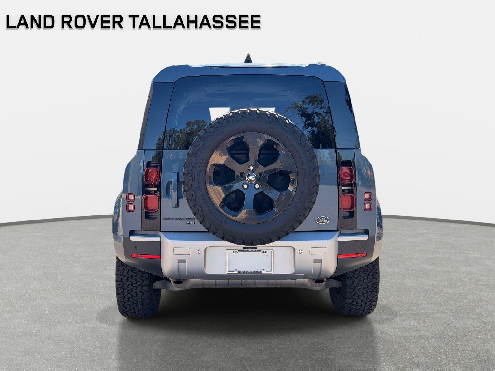 2021 Land Rover Defender 110 SE