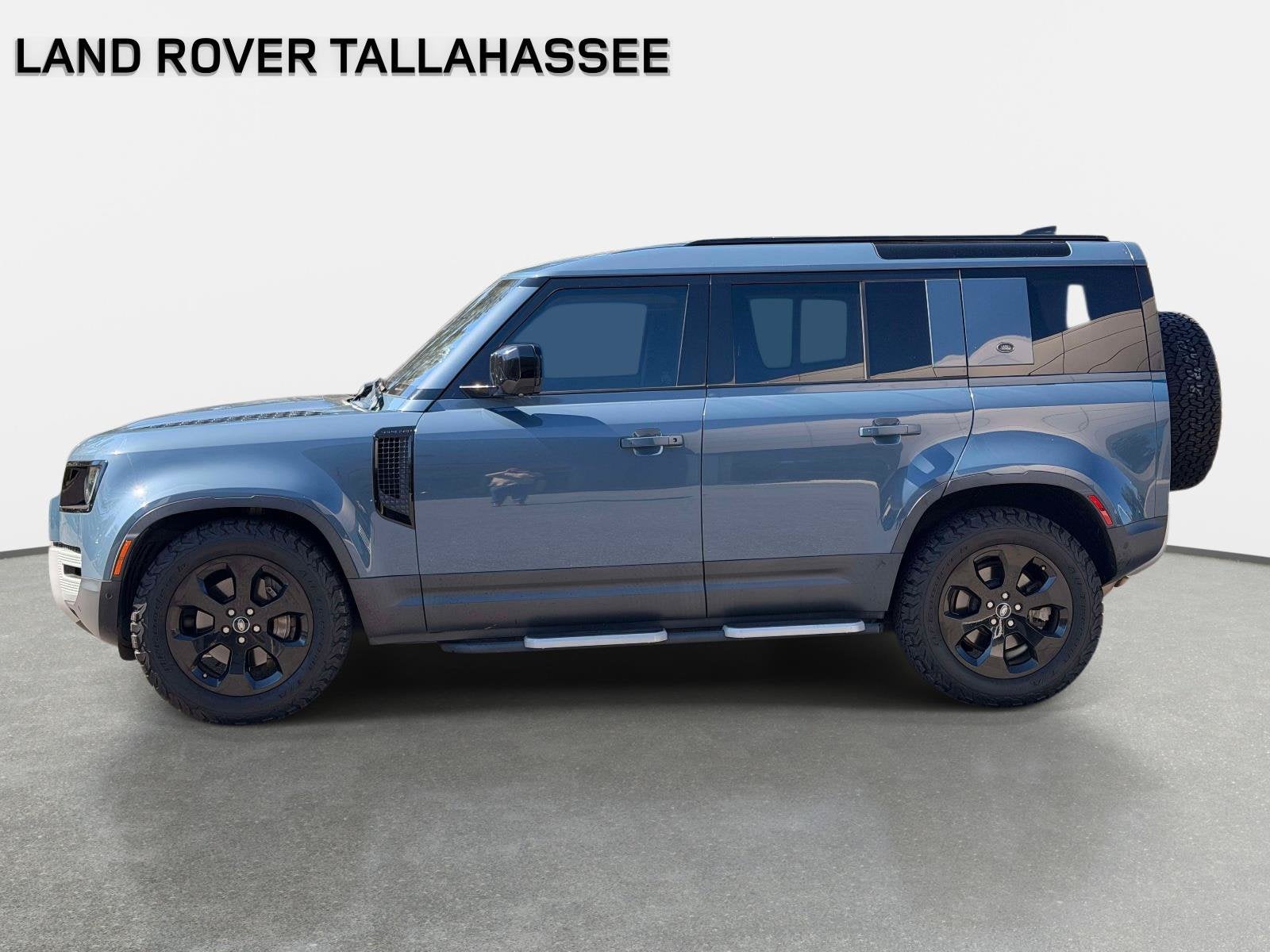 2021 Land Rover Defender 110 SE