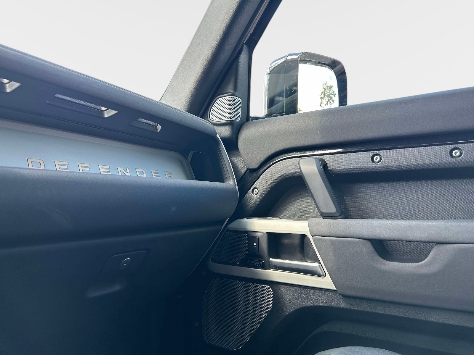 2023 Land Rover Defender 130 Trophy Edition