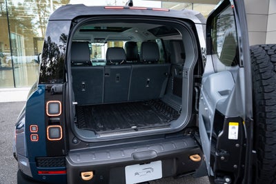 2026 Land Rover Defender OCTA