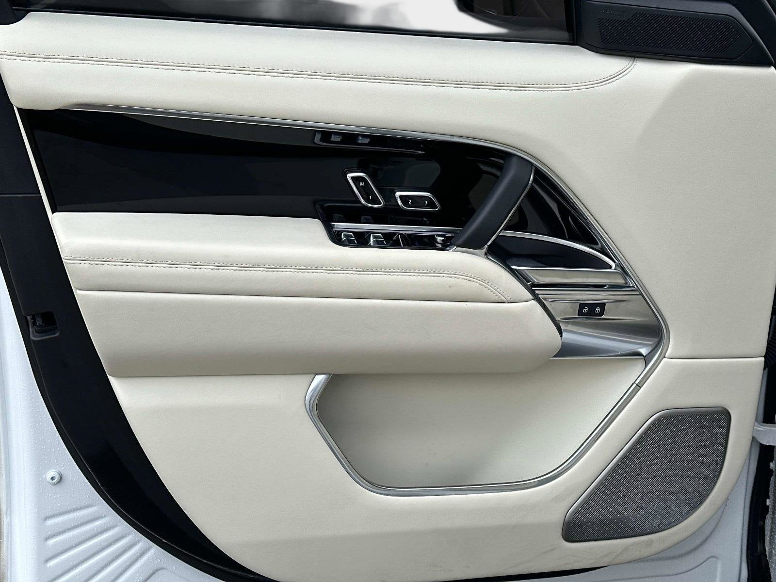 2025 Land Rover Range Rover Autobiography