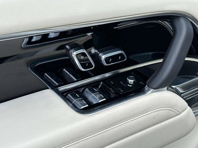 2025 Land Rover Range Rover Autobiography