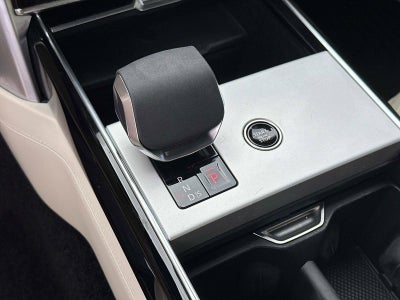 2025 Land Rover Range Rover Autobiography