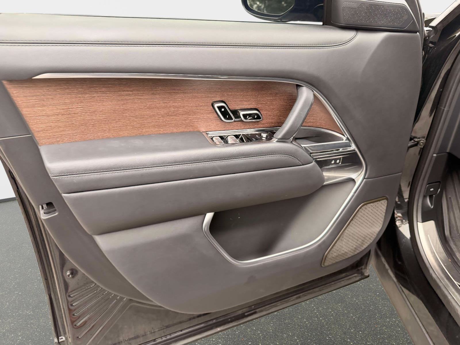 2024 Land Rover Range Rover Autobiography
