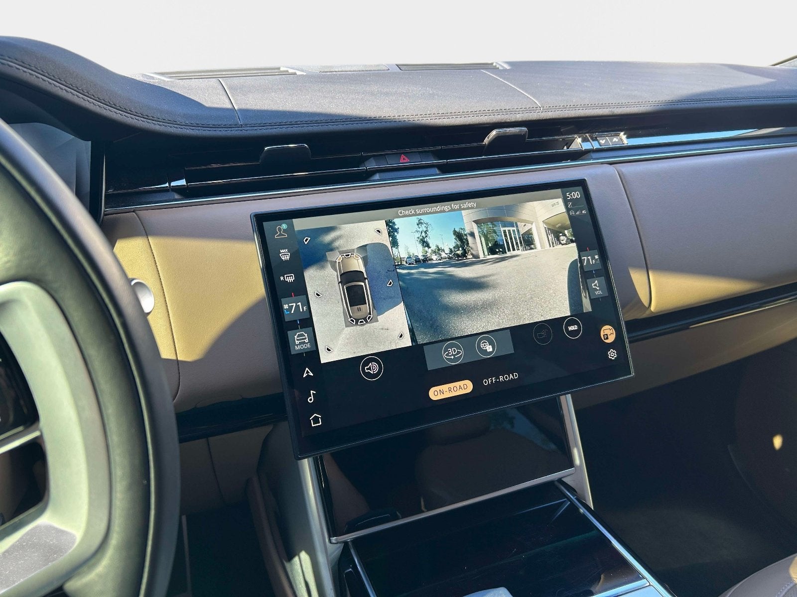 2025 Land Rover Range Rover SE