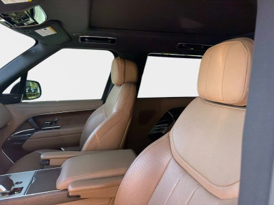 2025 Land Rover Range Rover P530 SE LWB 7 Seat
